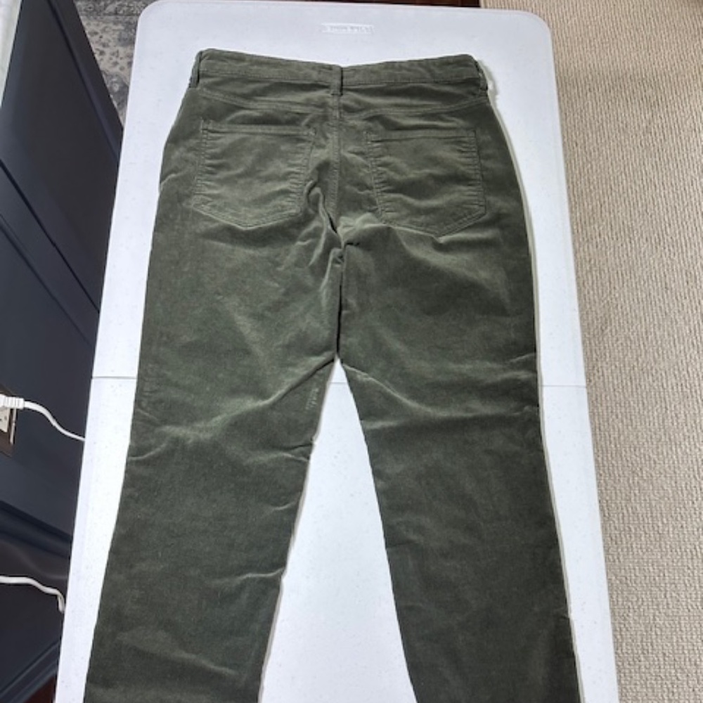 KUT from Kloth, moss green, fine wale corduroy jeans/pants